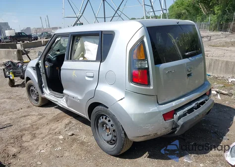 2010 Kia Soul + z USA, uszkodzony, nr VIN KNDJT2A23A7082662